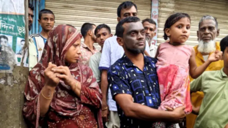 আখাউড়ায় শিশু অপহরণের সময় নারী আটক; গোমস্তাপুরে যুবকের আত্মহত্যা; ডেঙ্গুতে শতাধিক আক্রান্ত