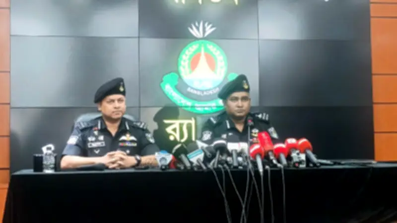 ‘কব্জি কাটা’ গ্রুপের মূলহোতা এক্সেল বাবুসহ গ্রেপ্তার ৬