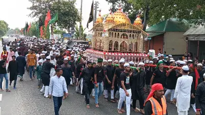 বাংলাদেশের বিভিন্ন স্থান থেকে তোলা ১০টি ছবির গল্প