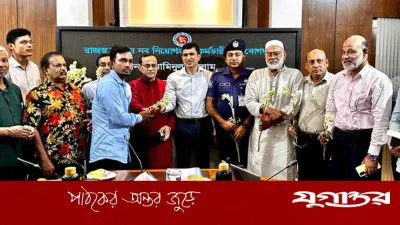 পাবনায় অফিস সহায়ক পদের চাকরি পেয়ে ১৮ জনের মধ্যে ১৭ জনই উচ্চশিক্ষিত
