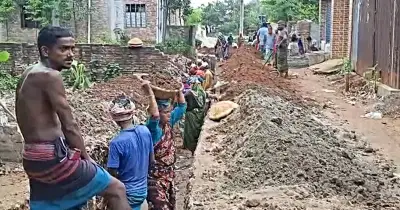 সাভারে বিশ্বব্যাংক প্রকল্পের নামে চাঁদা আদায়ের অভিযোগ
