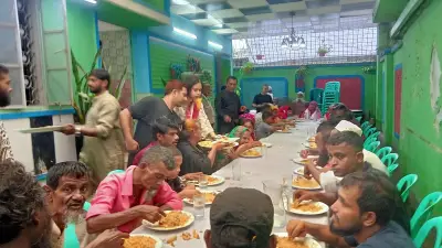 চার দশকের ঐতিহ্য: কোরবানির মাংস নয়, রান্না করে খাওয়ানোর উৎসব