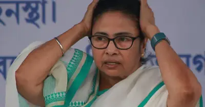 পশ্চিমবঙ্গে তৃণমূলে ভাঙন: ৫০ বিধায়ক দল ছাড়ার প্রস্তুতি, দাবি রিজু দত্তের