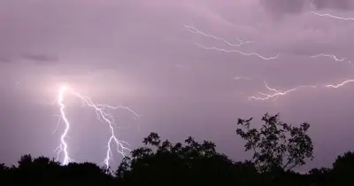বজ্রাঘাতে জয়পুরহাটে দুইজনের মৃত্যু