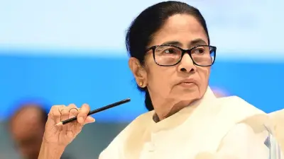 ভাঙন ঠেকাতে দলের সব কমিটি ভেঙে দিল তৃণমূল কংগ্রেস