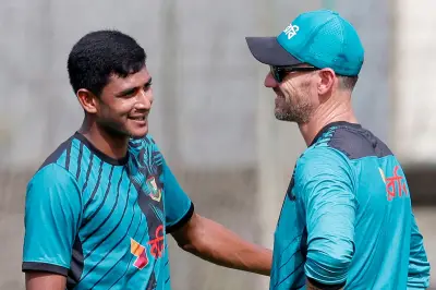 বাংলাদেশের পেস বোলিং কোচের দায়িত্ব ছাড়লেন শন টেইট