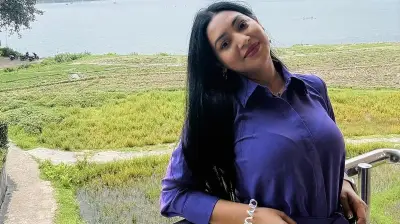 পোখারায় ফুরফুরে মেজাজে প্রভা, রইল ১০ নতুন ছবি