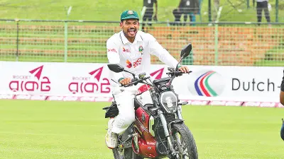 পঞ্চপাণ্ডবের যুগ শেষ, এখন দলই মূল: নাজমুল