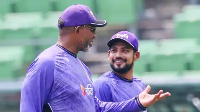 বাইরের ঘটনা মাঠের ক্রিকেটে প্রভাব ফেলে: নাজমুল