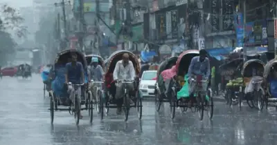 ঢাকায় আজ দুপুরে বৃষ্টি হতে পারে, তাপমাত্রা কমার সম্ভাবনা