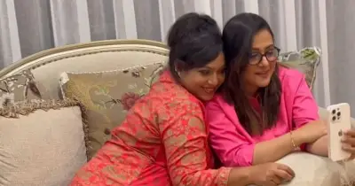 শাবনূর-পূর্ণিমার বন্ধুত্বের ভিডিও ভাইরাল, ভাঙল পেশাগত রেষারেষির ধারণা