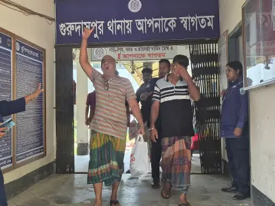 গ্রেপ্তার আওয়ামী লীগ নেতার থানায় দলীয় স্লোগান, ভিডিও ভাইরাল