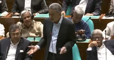 সহজ শর্তে ও স্বল্প সুদে তরুণ উদ্যোক্তাদের ঋণ দিচ্ছে বাংলাদেশ ব্যাংক