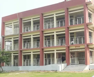 সাতক্ষীরায় শিক্ষার্থীকে শ্লীলতাহানির অভিযোগে শিক্ষককে পিটিয়ে জখম