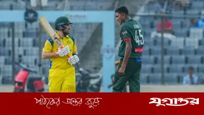 টি-টোয়েন্টি সিরিজের প্রথম ম্যাচে বাংলাদেশকে ১৩১ রানে অলআউট করে অস্ট্রেলিয়া