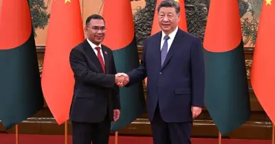 প্রধানমন্ত্রীর চীন সফর: দ্বিপক্ষীয় বৈঠকে সম্পর্ক জোরদারের আশা
