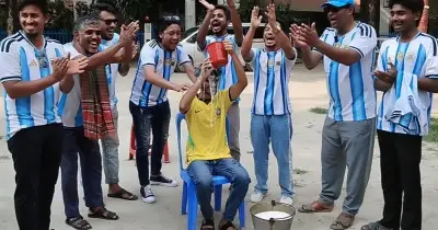 দুধ দিয়ে গোসল করে ব্রাজিল ছেড়ে আর্জেন্টিনার সমর্থক হলেন সোহান
