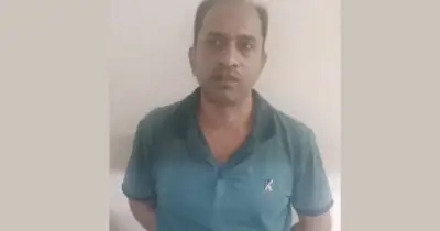 জেনেভা ক্যাম্পে মাদক ব্যবসায়ী মনু গ্রেফতার