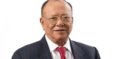 পরিবেশমন্ত্রী মিন্টুর ছাত্রদের প্রতি আহ্বান: প্রযুক্তি ও মানবিক মূল্যবোধে সজ্জিত হয়ে জনগণের কল্যাণে কাজ করুন