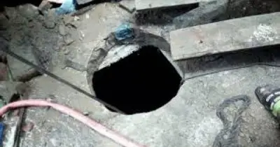 চট্টগ্রামে সেপটিক ট্যাংক পরিষ্কার করতে গিয়ে চার শ্রমিকের মৃত্যু