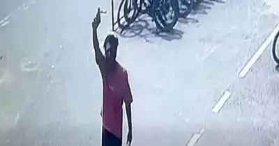 চট্টগ্রামে পোশাক কারখানায় গুলি, আতঙ্ক, যুবদল নেতাকে হত্যার হুমকি