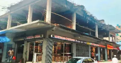মোহাম্মদপুরে অবৈধ মার্কেটে কোটি কোটি টাকা হাতিয়ে নেওয়ার অভিযোগ