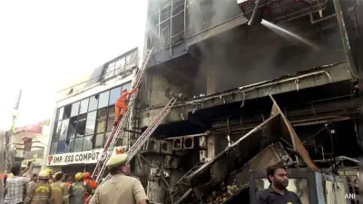 ভারতে কোচিং সেন্টারে ভয়াবহ আগুনে নিহত ১৪, মাদক সেবনের ছবি ফেসবুকে