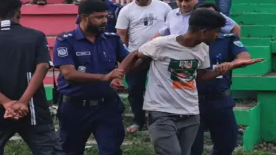 তারেক রহমানের অনুষ্ঠানে ‘জয় বাংলা’ স্লোগান, যুবক আটক; লেবাননে ইসরায়েলি হামলায় ৪ নিহত