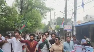 কুষ্টিয়ায় নিষিদ্ধ ছাত্রলীগ-যুবলীগের মিছিল, প্রতিবাদে ছাত্রদল-যুবদলের বিক্ষোভ