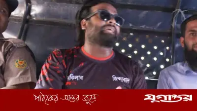ধানমন্ডি ৩২ নম্বরে ছবি-ভিডিও ধারণ করায় সাখাওয়াত হোসেন আটক