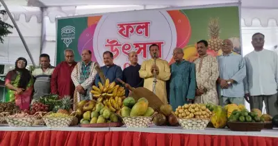 জাতীয় প্রেস ক্লাবে দেশি ফলের উৎসব ও সংগীতানুষ্ঠান