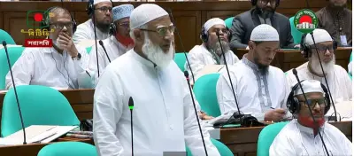 সংসদ দুই টায়ারের গাড়ির মতো: বিরোধী দলকে দুর্বল না করার আহ্বান শফিকুর রহমানের