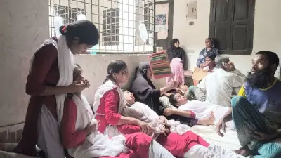 পারফিউমের তীব্র ঘ্রাণে ১৫ শিক্ষার্থী অসুস্থ, হাসপাতালে ভর্তি