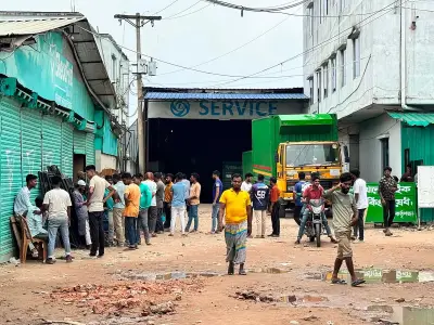 কেরানীগঞ্জে পুলিশের ওপর হামলা, কাভার্ড ভ্যান চুরি ঘিরে উত্তেজনা