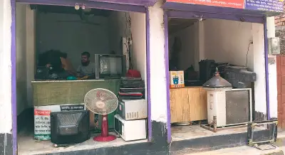 দিনাজপুরে লোডশেডিংয়ে বিশ্বকাপ দেখা দায়, ভোগান্তি চরমে