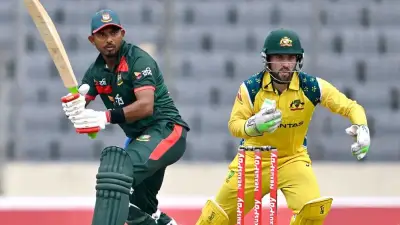 শাকিবকে কোটি টাকার ঘড়ি উপহার দিলো চ্যানেল আই