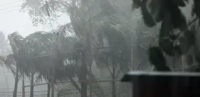 দেশের ১৫ এলাকায় ঝড়বৃষ্টির পূর্বাভাস, নদীবন্দরে ১ নম্বর সংকেত