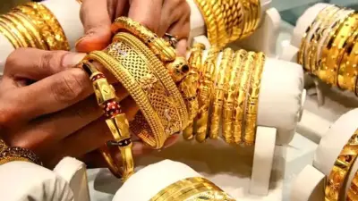 বাংলাদেশিদের জন্য কলকাতায় পর্যটন ভিসা চালু, ব্যবসায়ীদের মিষ্টিমুখ