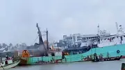 কর্ণফুলীতে ট্রলার বিস্ফোরণে দগ্ধ ৬, আইনমন্ত্রীর মন্তব্যে বিতর্ক