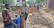 সাভারে বিশ্বব্যাংক প্রকল্পের নামে চাঁদা আদায়ের অভিযোগ