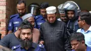 সিরাজগঞ্জ আদালতে আত্মসমর্পণ করে জামিন পেলেন আমির হামজা