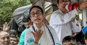 বাংলাদেশের হত্যাকাণ্ড নিয়ে মমতার বিস্ফোরক মন্তব্য