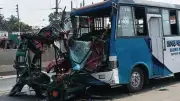 বাসের ধাক্কায় অটোরিকশার দুই আরোহী নিহত, গ্রেপ্তার ২