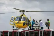 এভারেস্টে নিখোঁজের ৬ দিন পর শেরপাকে জীবিত উদ্ধার