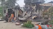 টাঙ্গাইলে দুই গ্রামে আবার সংঘর্ষ, ২০ বাড়িতে ভাঙচুর ও অগ্নিসংযোগ