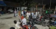 নোয়াখালীতে ‘কিশোর গ্যাং’ সন্দেহে ১৮ জন আটক, পুলিশে সোপর্দ