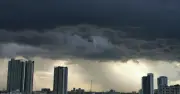 দাবদাহের পর ভারী বৃষ্টিতে মশাবাহিত রোগের ঝুঁকি নাটকীয় বৃদ্ধি