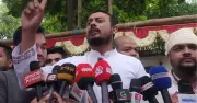 সীমান্তে লাখ লাখ ভারতীয় মুসলমান জড়ো করছে বিজেপি: নাসীরুদ্দীন