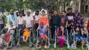 ডুমুরিয়ায় ১৫ প্রতিবন্ধী পেলেন হুইলচেয়ার