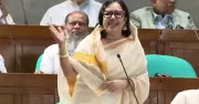 আমদানি-রফতানির আড়ালে বছরে ৮ বিলিয়ন ডলার পাচার: সংসদে তথ্য